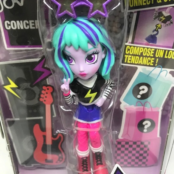 Off The Hook Style Doll, Naia concert with Mix and Match Fashions 4inch doll NEW - Picture 1 of 10